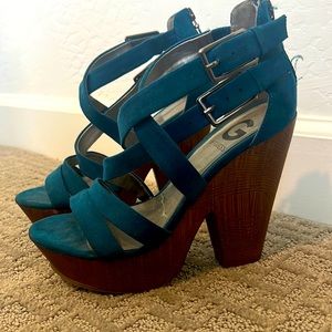 Blue suite /brown platform Guess chunky heels (size 6)